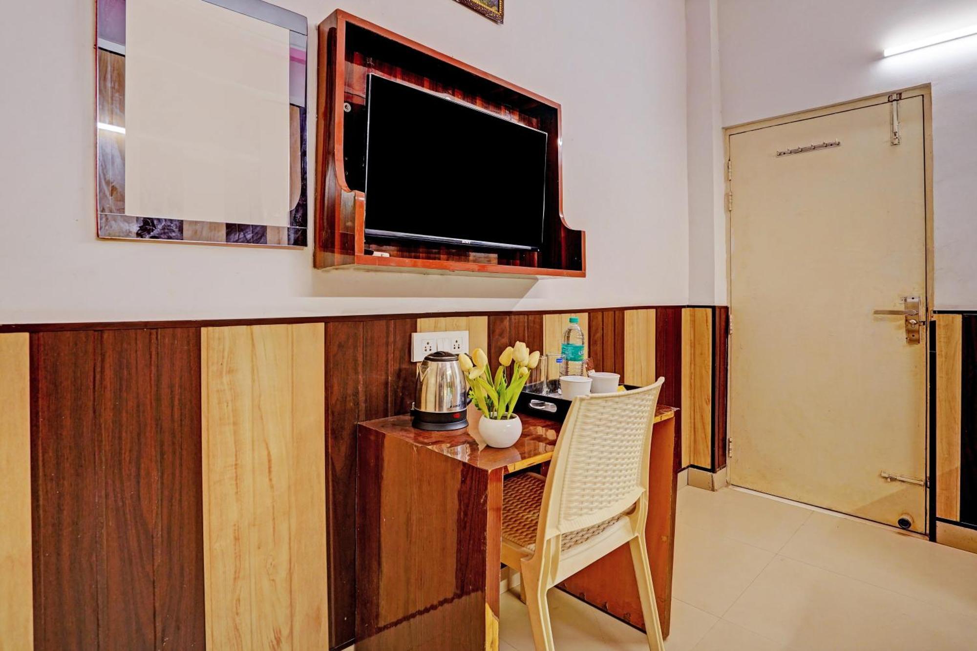 Hotel O Greno House Near Pvr Ansal Plaza Greater Noida Exterior foto